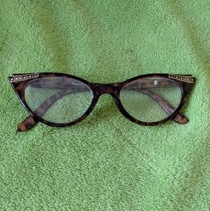 NWOT Cat-eye readers
